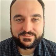 Doy clases de apoyo y refuerzo a niños de primaria en cualquiera de las asignaturas. También enseño a jugar al ajedrez a personas de cualquier edad